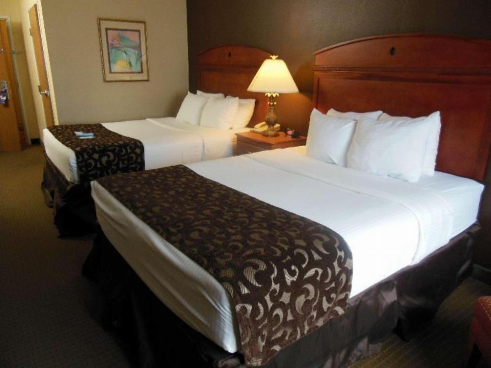 Best Western Manhattan Inn Main image